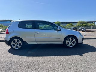 /photos/11932/226290b0-82f5-bf40-b41b-e3cea079cefe_i320x240.jpg